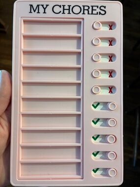 My Chores Pink Daily Chore Tracker